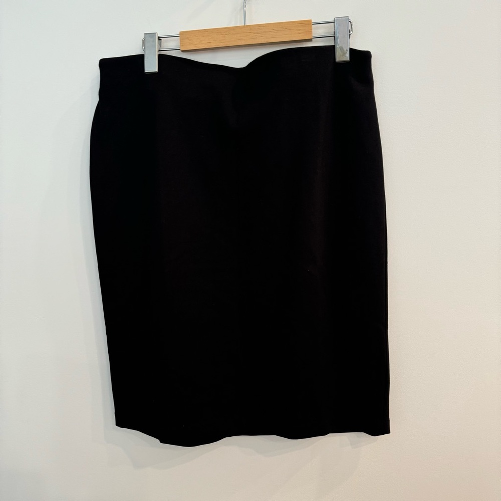 Premise Elegant Black Pencil Skirt